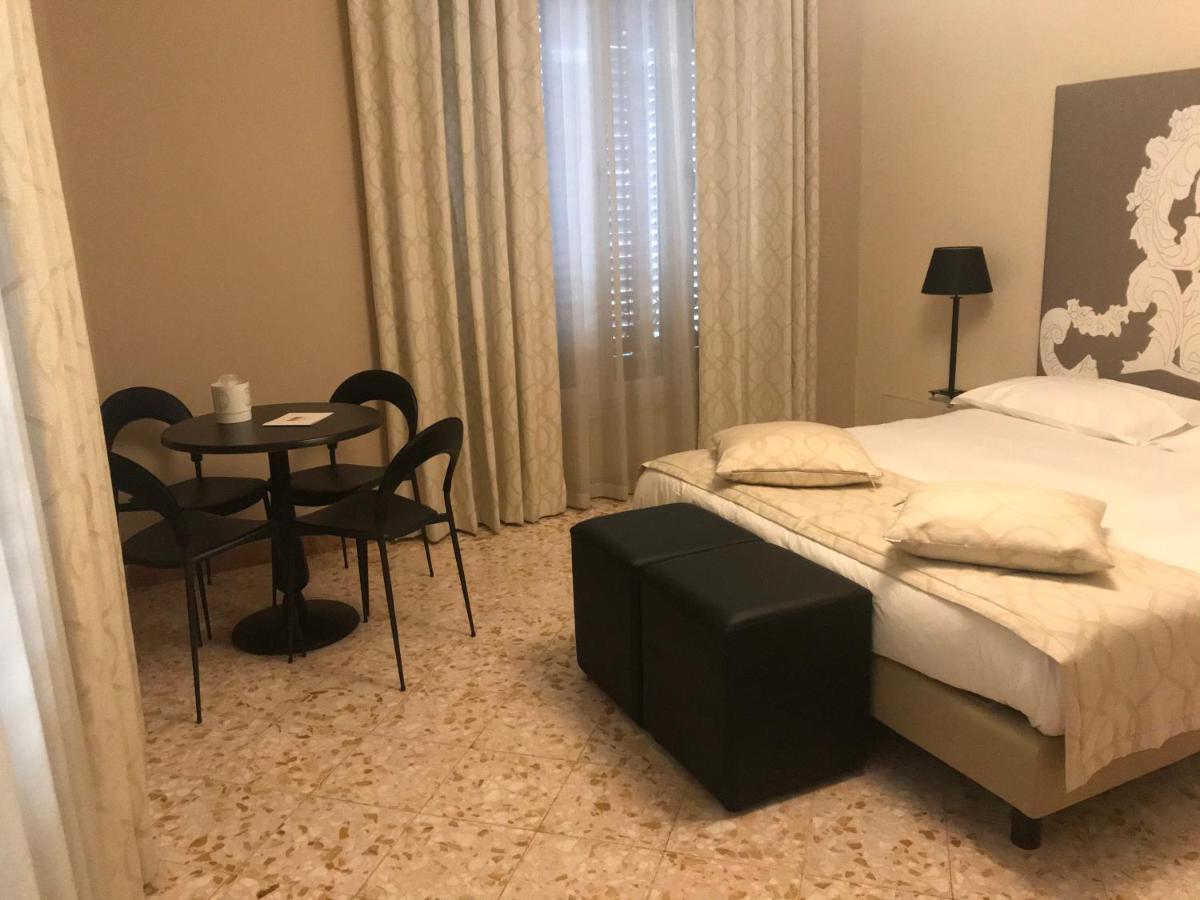 In Suite Palermo Luaran gambar